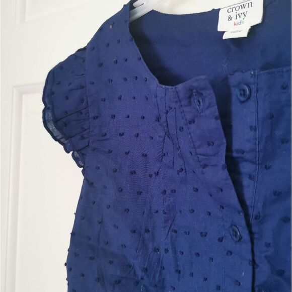 2/$15 Crown & Ivy blouse size 8 - Picture 2 of 4